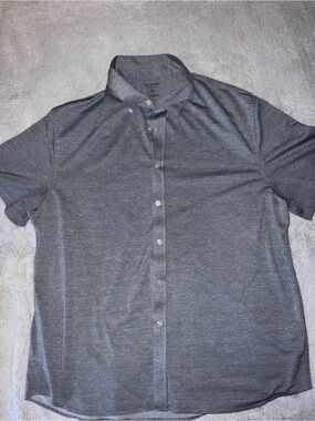 Van Heusen Men's Heather Gray Short-Sleeve Button-Down Shirt